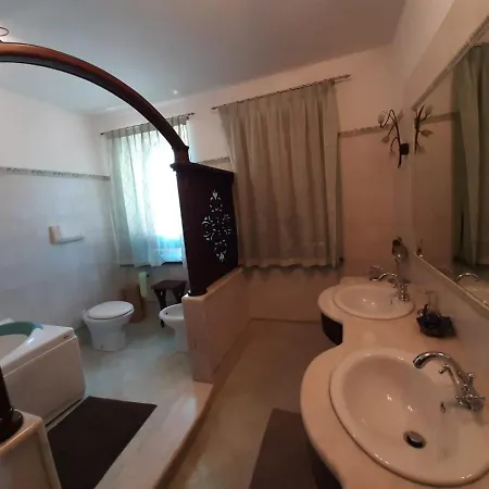Апартаменты Imma'S House *